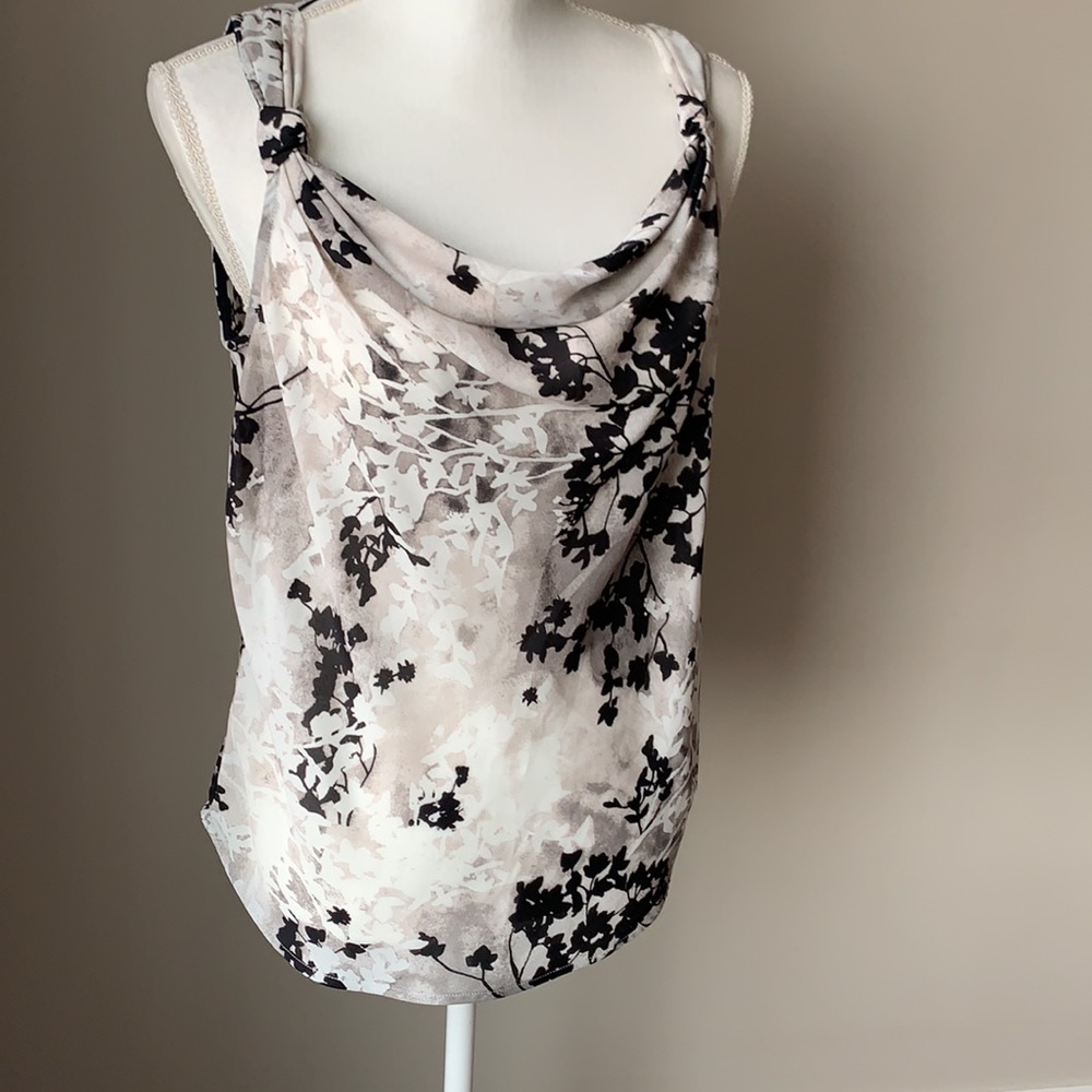 *H&M top
